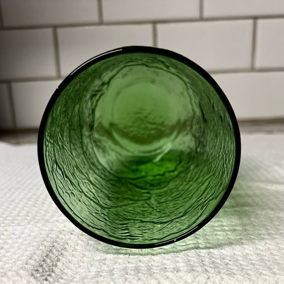 Vtg Green Glass Flower Water Vase Embossed Leaves - Picture 2 of 7